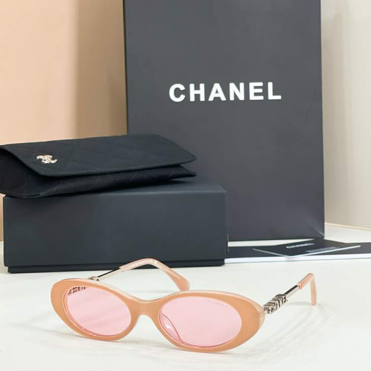 Picture of Chanel Sunglasses _SKUfw80275872fw